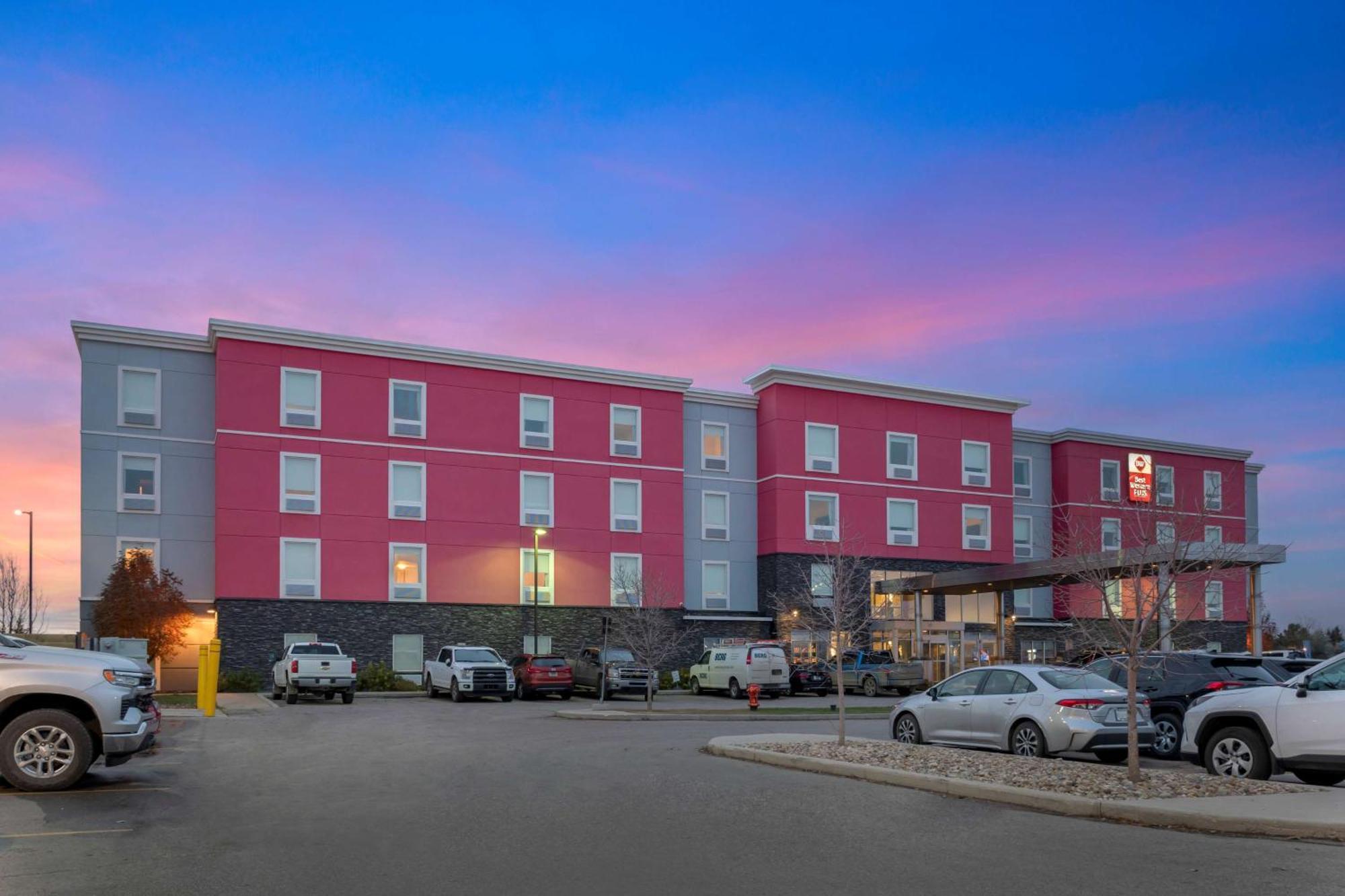 Best Western Plus Airport Inn & Suites Saskatoon Zewnętrze zdjęcie