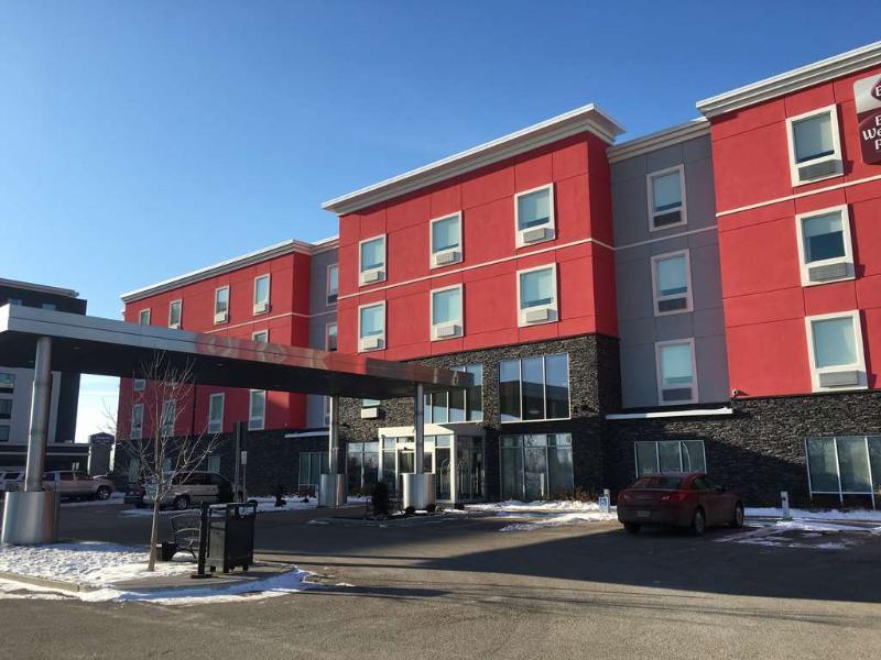 Best Western Plus Airport Inn & Suites Saskatoon Zewnętrze zdjęcie
